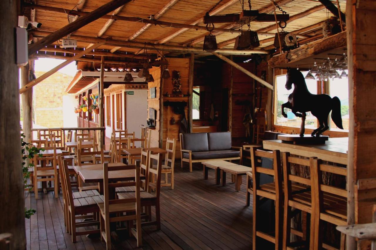 Hotel Villa Alegria Sachica Bagian luar foto