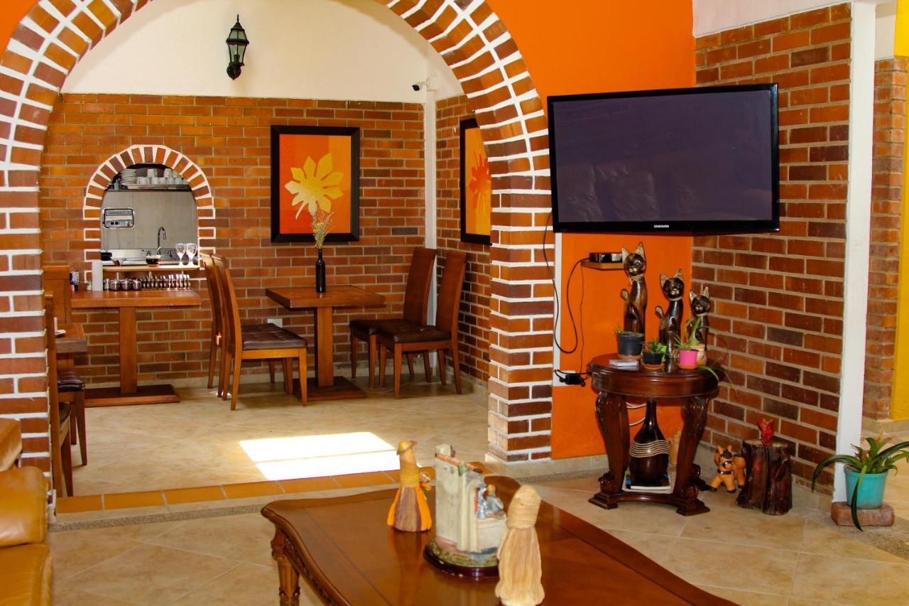 Hotel Villa Alegria Sachica Bagian luar foto